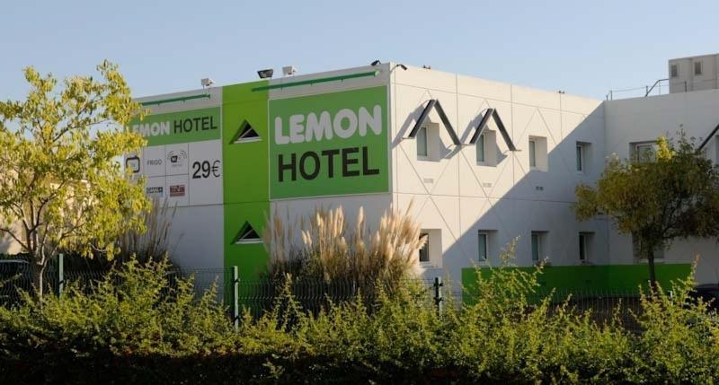 Lemon Hotel Le Coteau Eksteriør billede