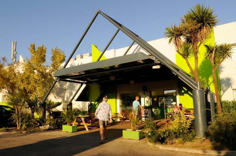 Lemon Hotel Le Coteau Eksteriør billede
